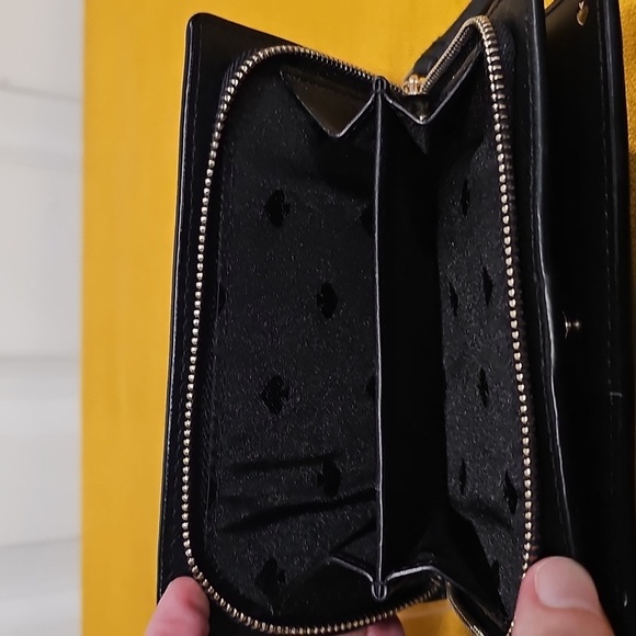 Kate Spade Camerson Black Saffiano Leather Medium Bifold Wallet - Like New - Picture 6 of 10